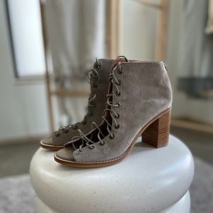 Jeffery Campbell sandal booties sz.7